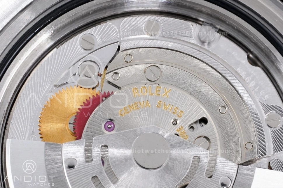 Edition LV 16610 Green 1:1 on Submariner SS 904L SH3135 Kermit Steel Bracelet TMF Best 0309